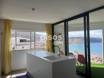 Apartamento en venta en Cerca de La Playa de los Cristianos.