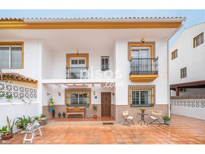 Casa adosada en venta en Calle Acebuche