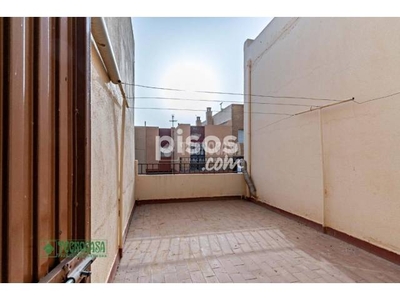 Casa adosada en venta en Calle de Valencia, cerca de Calle de Extremadura