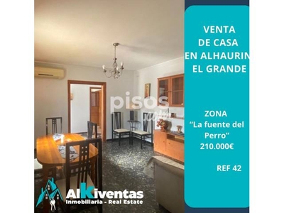 Casa en venta en Calle de la Fuente del Perro