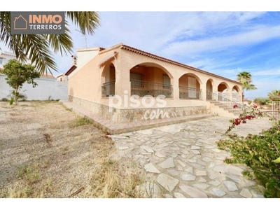 Casa en venta en Calypso