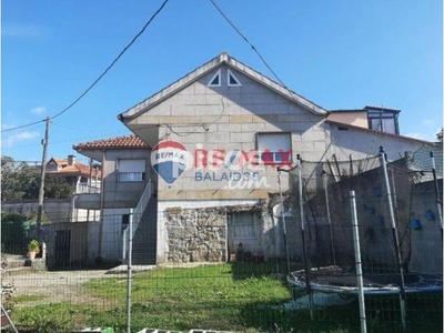 Casa en venta en Castrelos