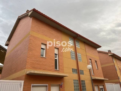 Casa pareada en venta en Calle de Huesca
