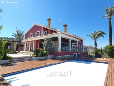 Chalet de Lujo en Algorfa.