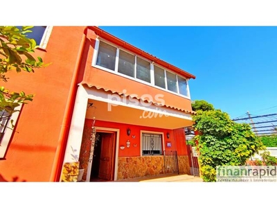 Chalet en venta en Carrer Omet