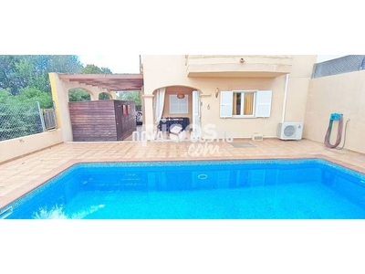 Chalet pareado en alquiler en Cala Mendia