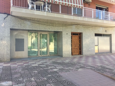 Local en venta en Viladecans de 189 m²