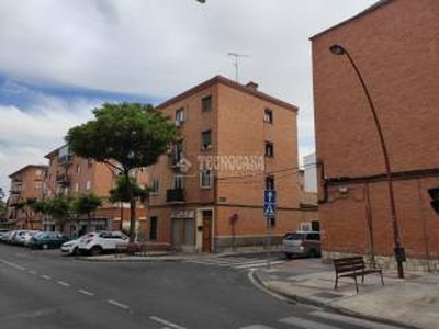 Piso de tres habitaciones entreplanta, La Quebradilla-La Estación, Azuqueca de Henares