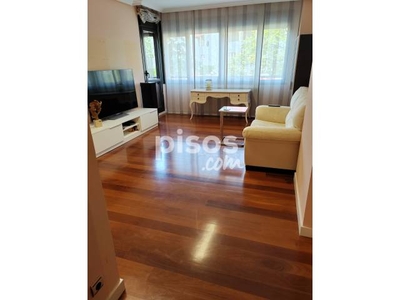 Piso en venta en Avenida de la Sierra, 17