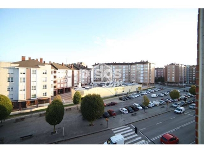 Piso en venta en Calle del Río Eo, cerca de Calle de Cataluña