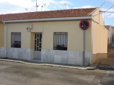 Unifamiliar en venta en Poligono Industrial Aimayr de 66 m²