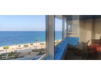 Venta Apartamento en primera línea con vistas al mar y plaza de garaje en Altea