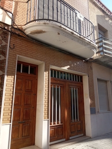 Venta de casa con terraza en Sueca