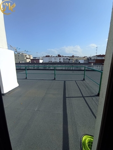 Venta de piso con terraza en Cuatro Caminos (Santander), Cuatro Caminos