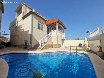Villa independiente con piscina en San Miguel de Salinas - SC5543