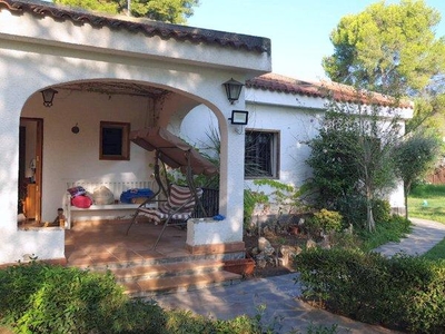 Casa o chalet de alquiler en Calle Murcia, Serra