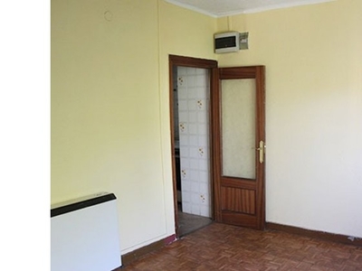 Fabuloso piso en venta de 3 dormitorios en Portazgo