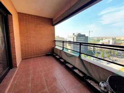 Alquiler de piso en calle Moratín de 3 habitaciones con terraza y garaje