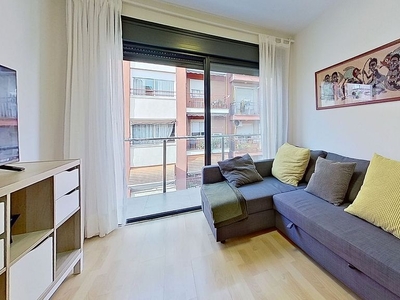 Alquiler de piso en Nou Eixample Sud de 1 habitación con muebles y balcón