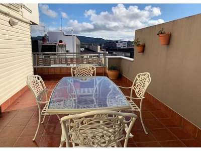 Alquiler de piso en Vilagarcía de 2 habitaciones con terraza y garaje