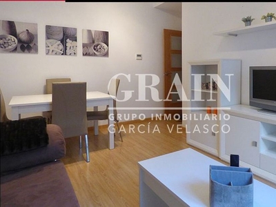 Piso en alquiler en Villacerrada - Centro de 2 habitaciones con garaje y muebles