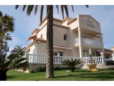 Casa-Chalet en Venta en Playa Flamenca Alicante