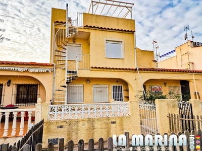 Casa adosada en venta en San Fulgencio