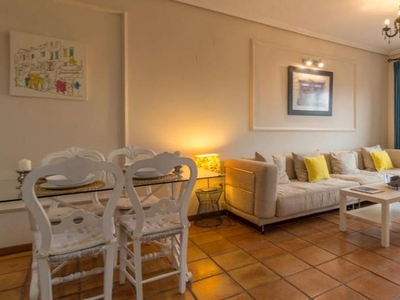 Apartamento de alquiler en León Herrero - Bahía sur