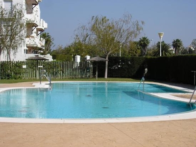 Alquiler vacaciones de piso con piscina y terraza en Rota, DUNAS III