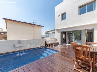 Casa adosada en alquiler con piscina y vistas al mar en Mas den Serra