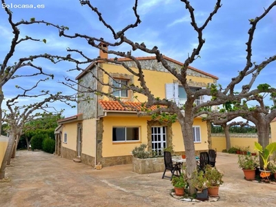 Villa en Venta en Amposta, Tarragona