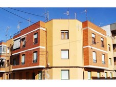 Venta Piso Caudete. Piso de cuatro habitaciones en Calle Atleta Antonio Amorós. Buen estado segunda planta con terraza