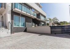 Venta Piso Santa Pola. Piso de tres habitaciones Nuevo con terraza