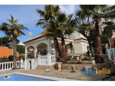 Casa con licencia turística cerca de la playa en Lloret de Mar