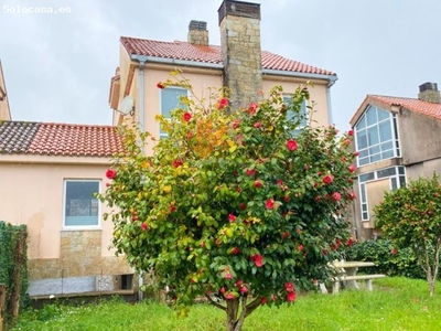 CHALET PAREADO EN URBANIZACIÓN MONTE DEVESA.