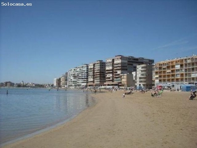 PIDO DE 2 DORMITORIOS CON PISCINA COMUNITARIA A +-200M DE LA PLAYA LOS LOCOS TORREVIEJA