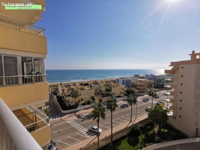 Se vende piso en la playa de Xeraco, Totalmente reformado, magnificas vistas, piscina, parking.