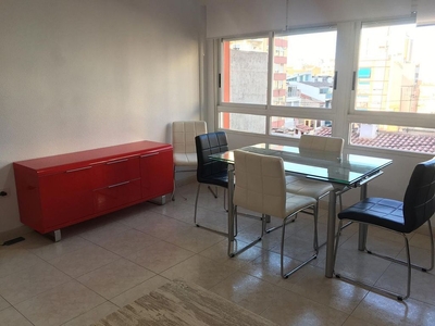 Alquiler de piso en Centro - Castellón de la Plana de 1 habitación con muebles y calefacción