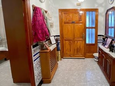 Casa adosada en venta en Zona de La Estación-Cruz Roja