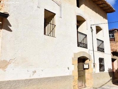 Casa en Venta en Fórnoles, Teruel