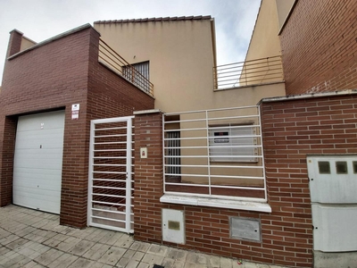 Casa en venta enc. alcalde jose nieto nuño de la rosa, 38,quintanar de la orden,toledo