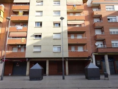 Local en venta en Reus de 65 m²