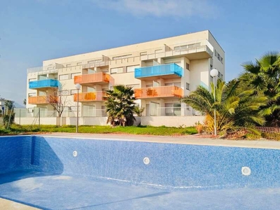 OPORTUNIDAD: Apartamento a la venta con Garaje y Trastero en Calle Riu Altaret en Dénia Venta Denia