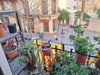 Piso Calle d'Olzinelles, Sants, Barcelona