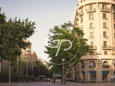 Piso de tres habitaciones Avinguda de Mistral, Sant Antoni, Barcelona