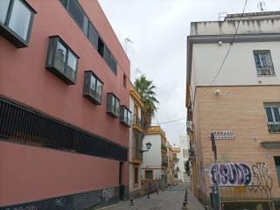 Piso de tres habitaciones Calle Inocentes, Feria-Alameda, Sevilla
