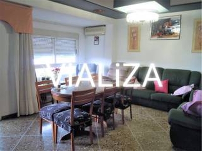 Piso de tres habitaciones planta baja, Centre-La Vila, Alzira