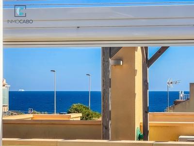 Venta de casa con terraza en Cabo de Palos (Cartagena), Centro