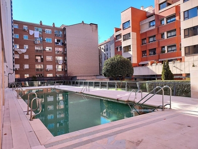 Alquiler de ático en Ibiza de 4 habitaciones con terraza y piscina