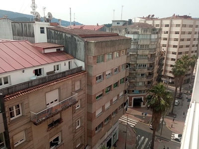 Alquiler de piso en calle Sagasta de 4 habitaciones con terraza y muebles